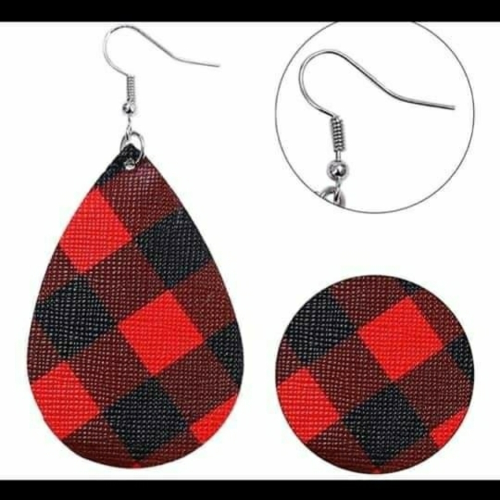 Plaid Teardrop Shaped Earrings